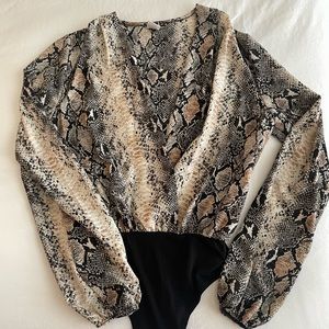 Windsor snake print wrap style long sleeve bodysuit, size Small